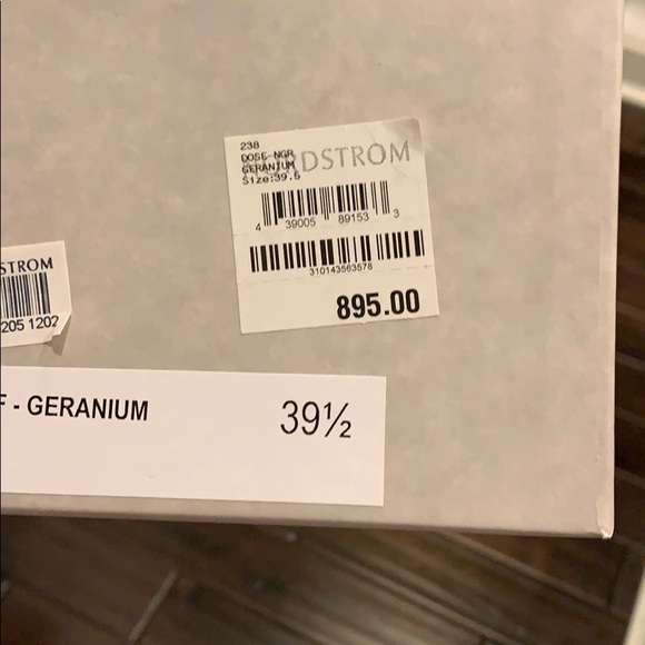 JIMMY CHOO Neon Grainy Calf Sandal - Picture 5 of 5